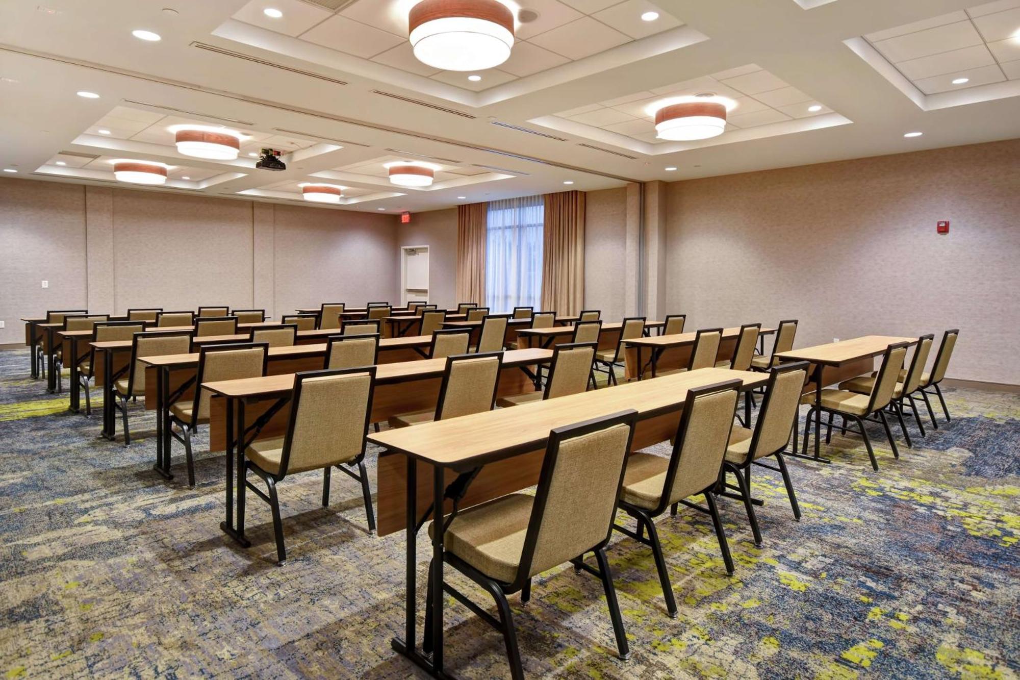 Hilton Garden Inn Jackson Ngoại thất bức ảnh