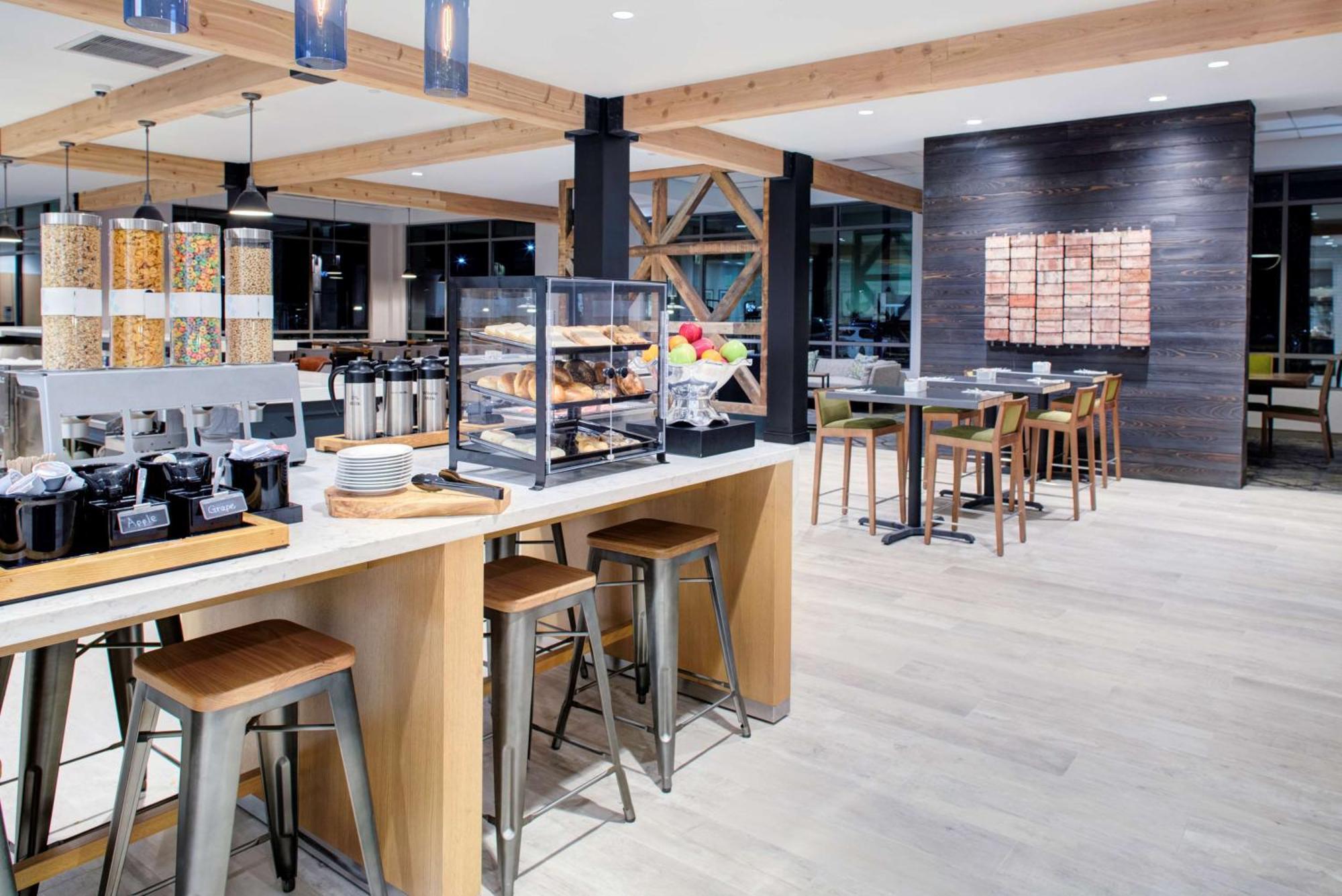 Hilton Garden Inn Jackson Ngoại thất bức ảnh