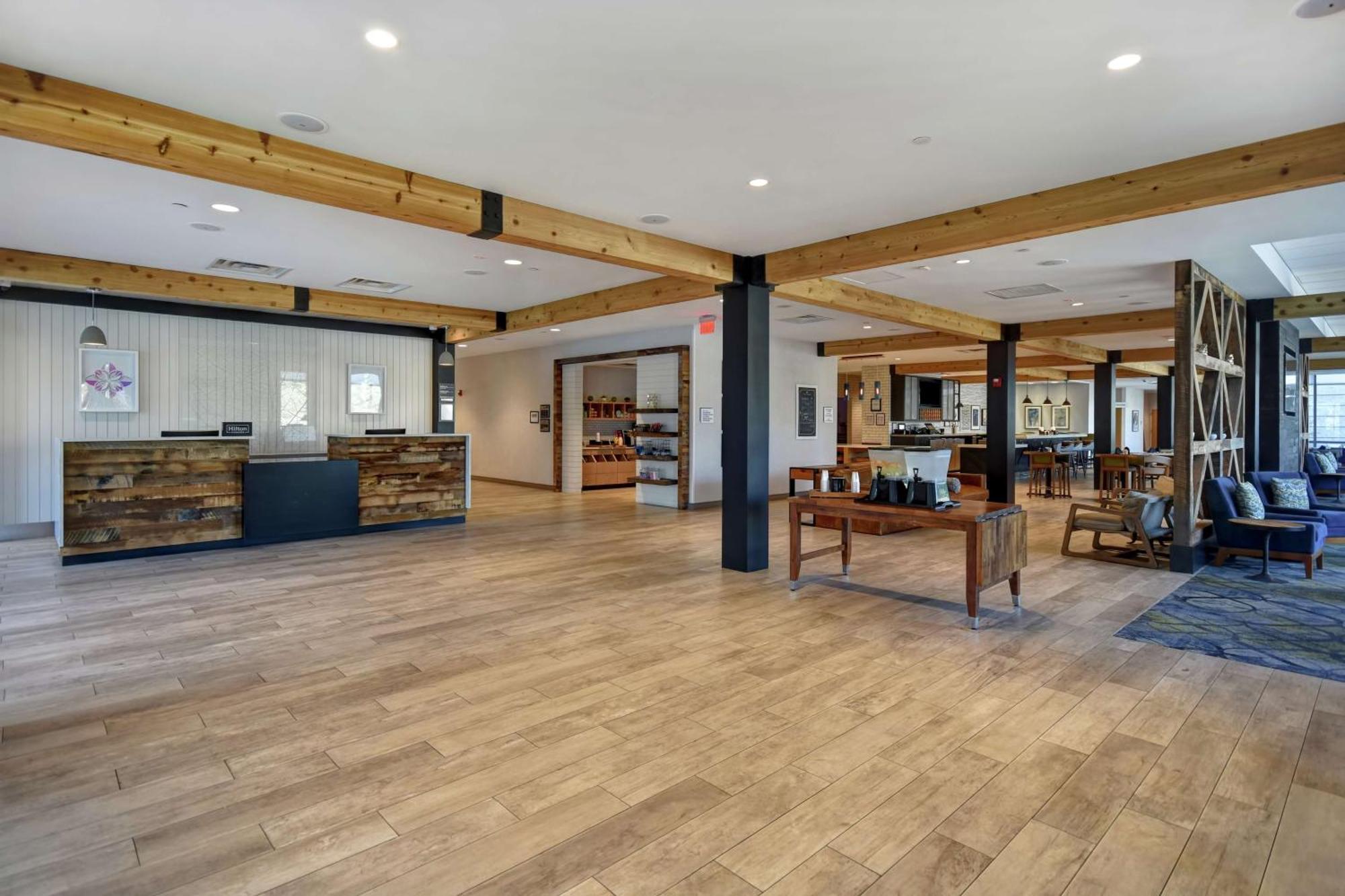 Hilton Garden Inn Jackson Ngoại thất bức ảnh