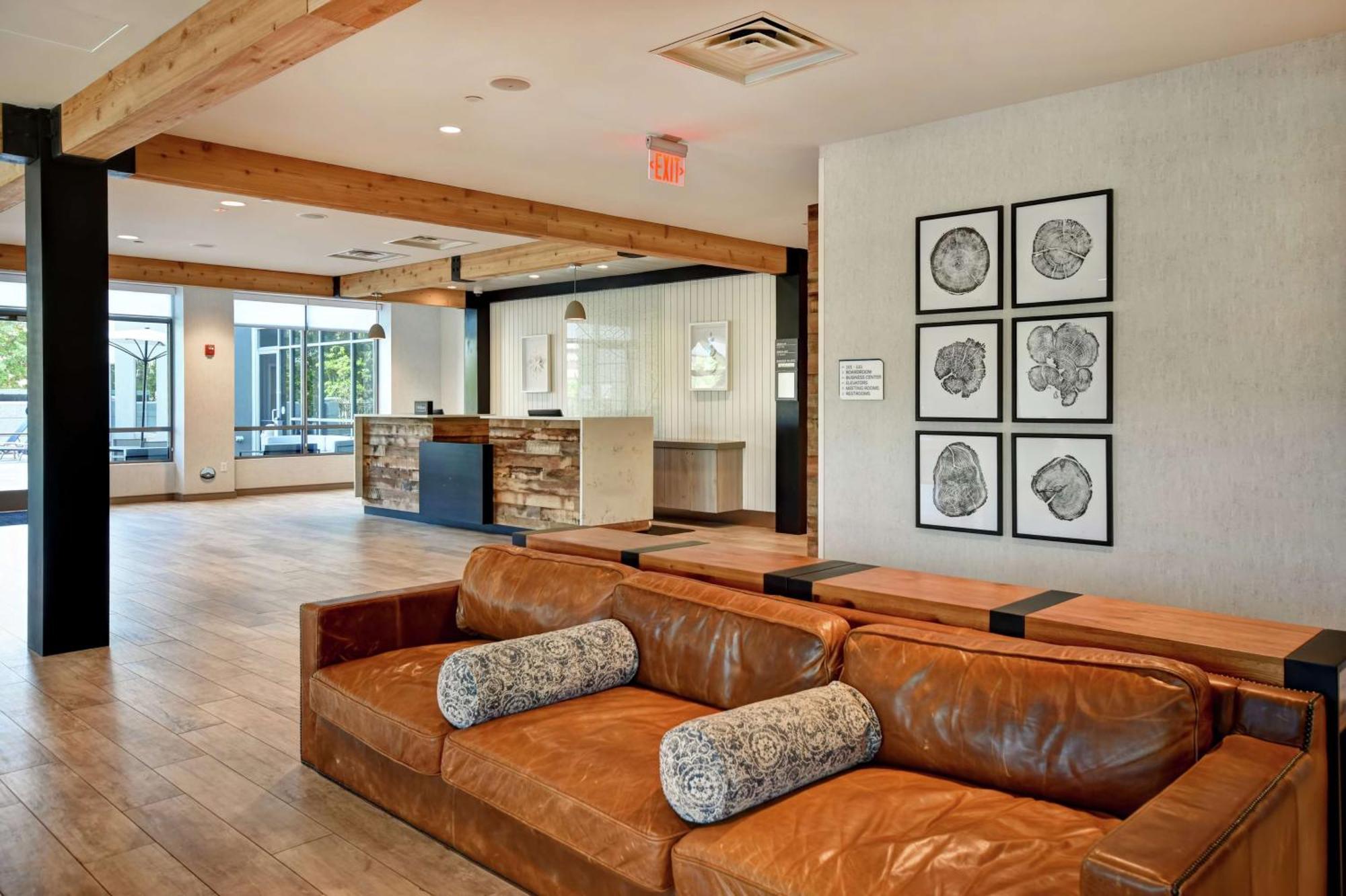 Hilton Garden Inn Jackson Ngoại thất bức ảnh